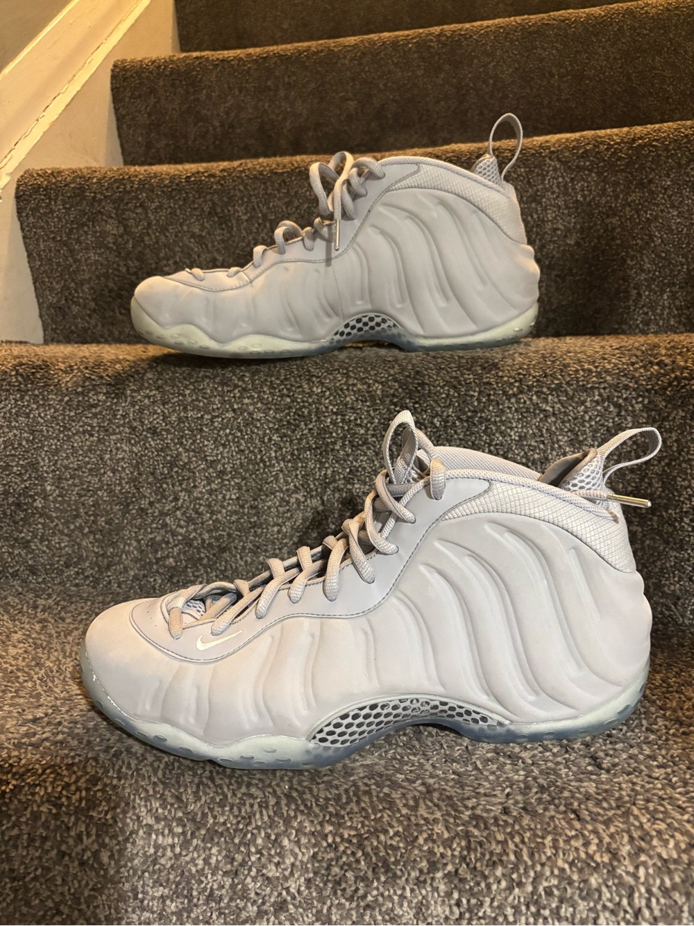 Nike Air Foamposite One PRM Wolf Grey iced bottom excellent condition size13